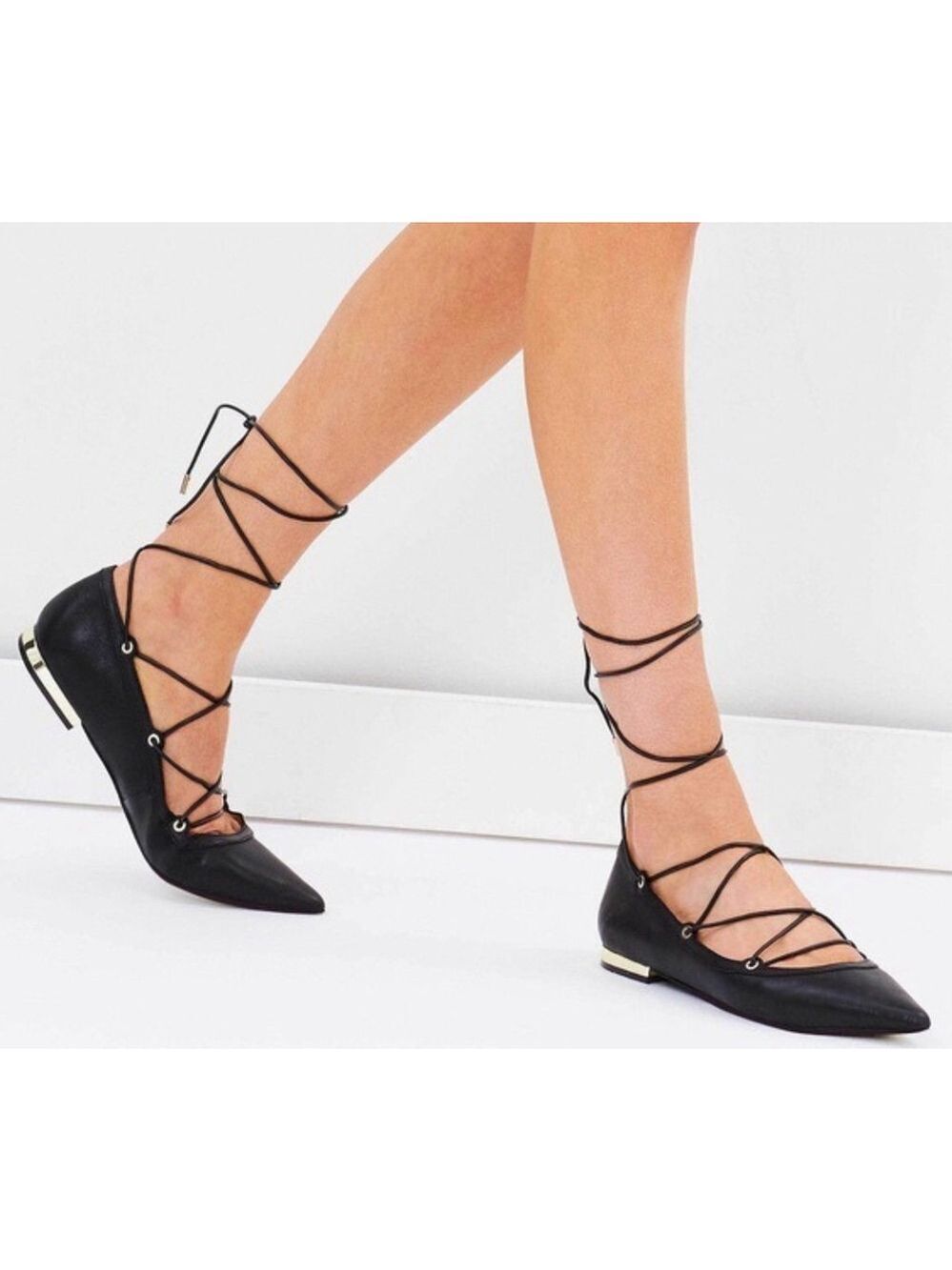 Aldo Women's Black Leather Lace Up Gladiator Pointed Toe Back Zip Flat Shoes 9 - Picture 2 of 12